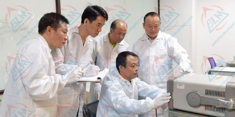 ���̼��g(sh��)�ˆT�F(xi��n)��(ch��ng)У��(zh��n)�DƬ