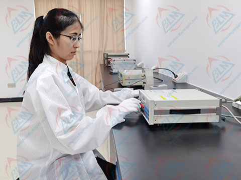 �W�x��У�ʈDƬ