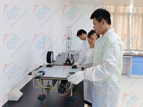 ��W�x��У�ʈDƬ