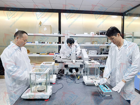 �ذ������z���DƬ