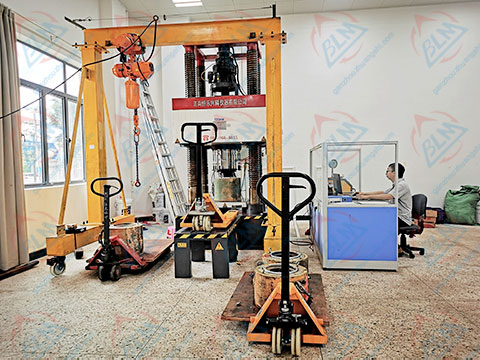 千斤頂檢定校準(zhǔn)圖片 千斤頂檢定校準(zhǔn)圖片