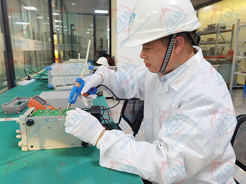 ���݂�Agilent�x���S�ވDƬ