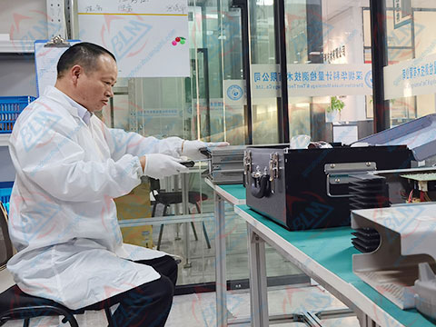 ���r��Keithley�x���S�ވDƬ