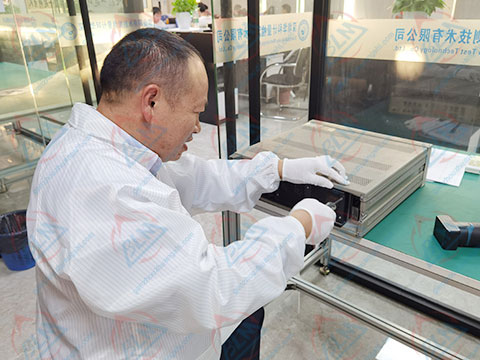 羅德與施瓦茨儀器維修圖片 羅德與施瓦茨儀器維修圖片