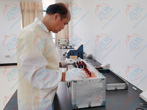 無(wú)線電儀器校準(zhǔn)實(shí)驗(yàn)室圖片 無(wú)線電儀器校準(zhǔn)實(shí)驗(yàn)室圖片