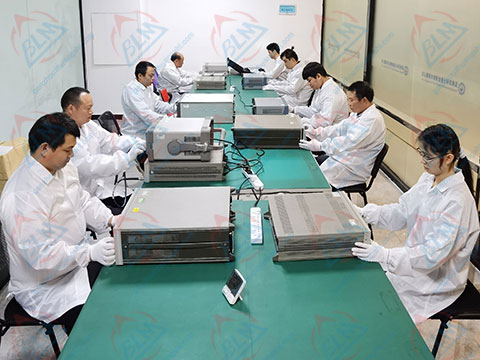 無(wú)線電儀器校準(zhǔn)實(shí)驗(yàn)室圖片 無(wú)線電儀器校準(zhǔn)實(shí)驗(yàn)室圖片